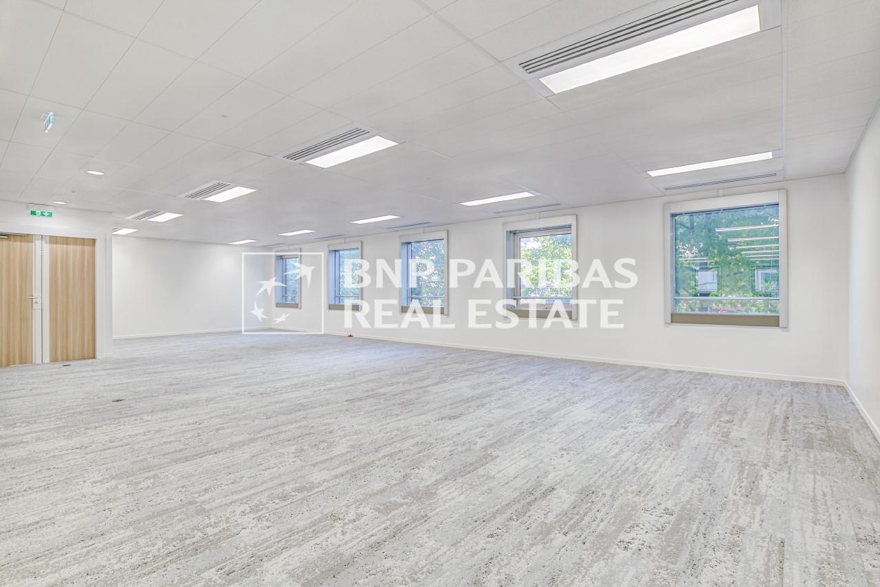 Bureau Paris 2449m² Location bureau Paris OLBUR2107078 6
